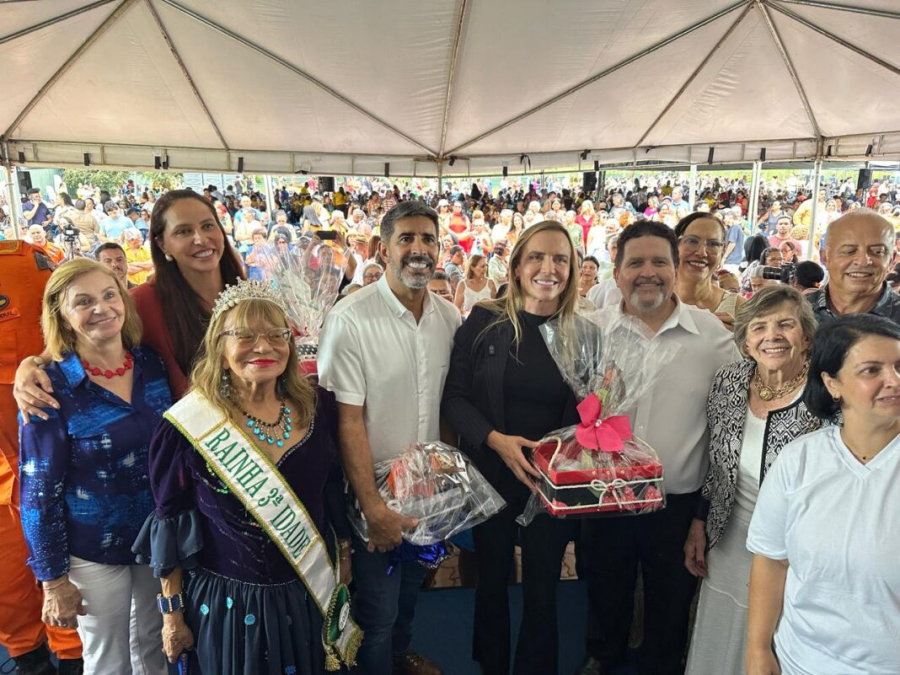 Roosevelt promove grande encontro com idosos e defende políticas públicas para a terceira idade no DF