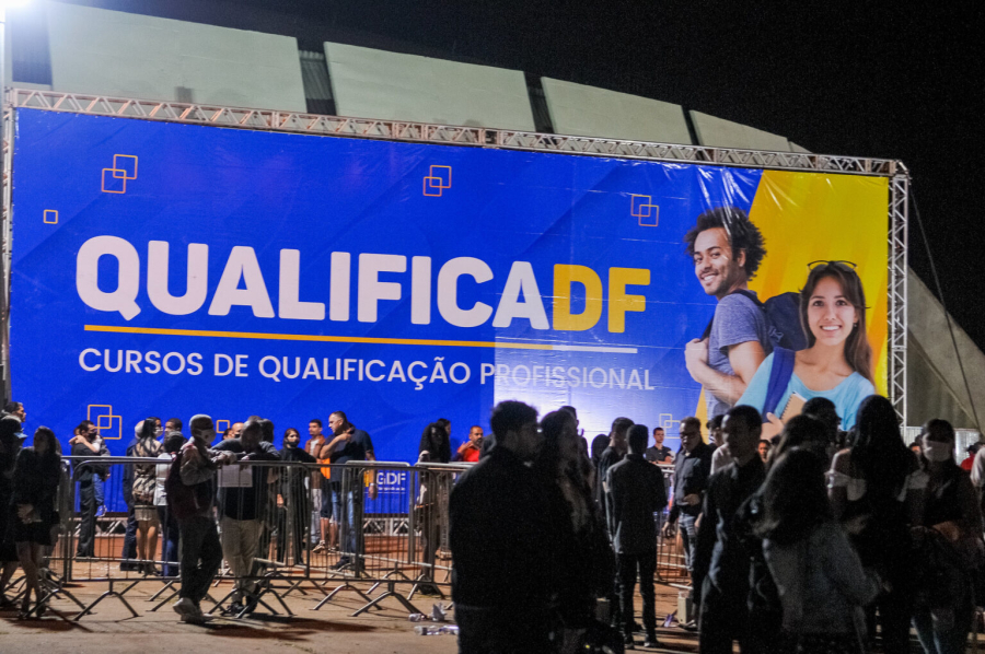 QualificaDF abre 12 mil vagas gratuitas para cursos de capacitação profissional no Distrito Federal